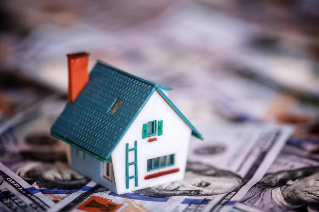 What's Better Option to Buy a Home Money or Installment
